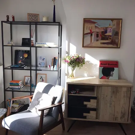 Cozy Flat In Париж