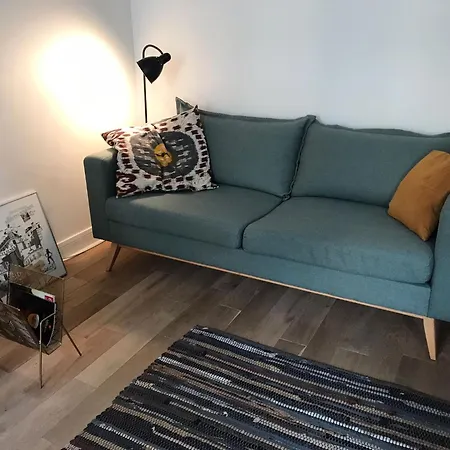 Cozy Flat In * Париж